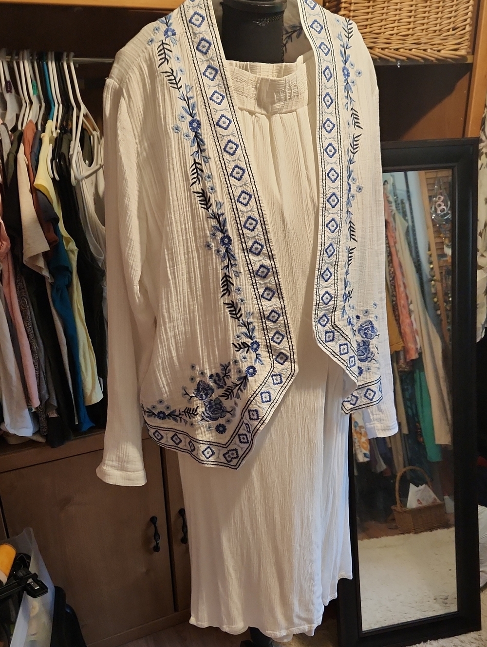 White Gauze Pants with Embroidered Blue Jacket